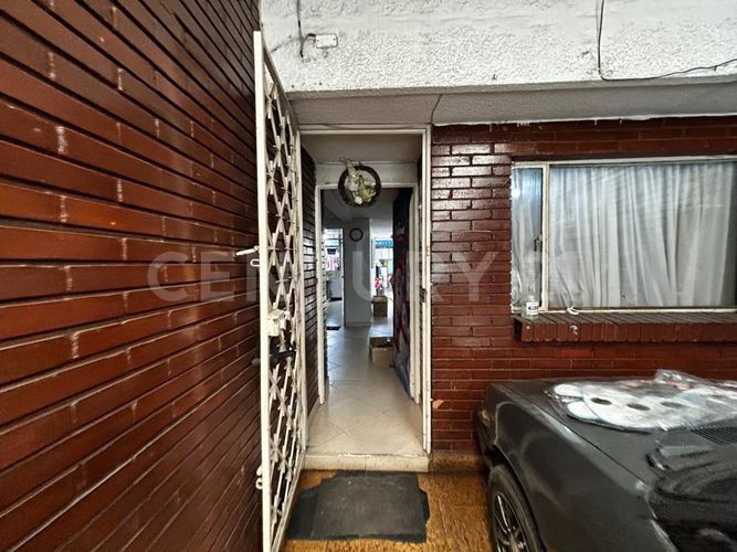 Casa en venta en Marsella, Bogotá · foto 2 de 13