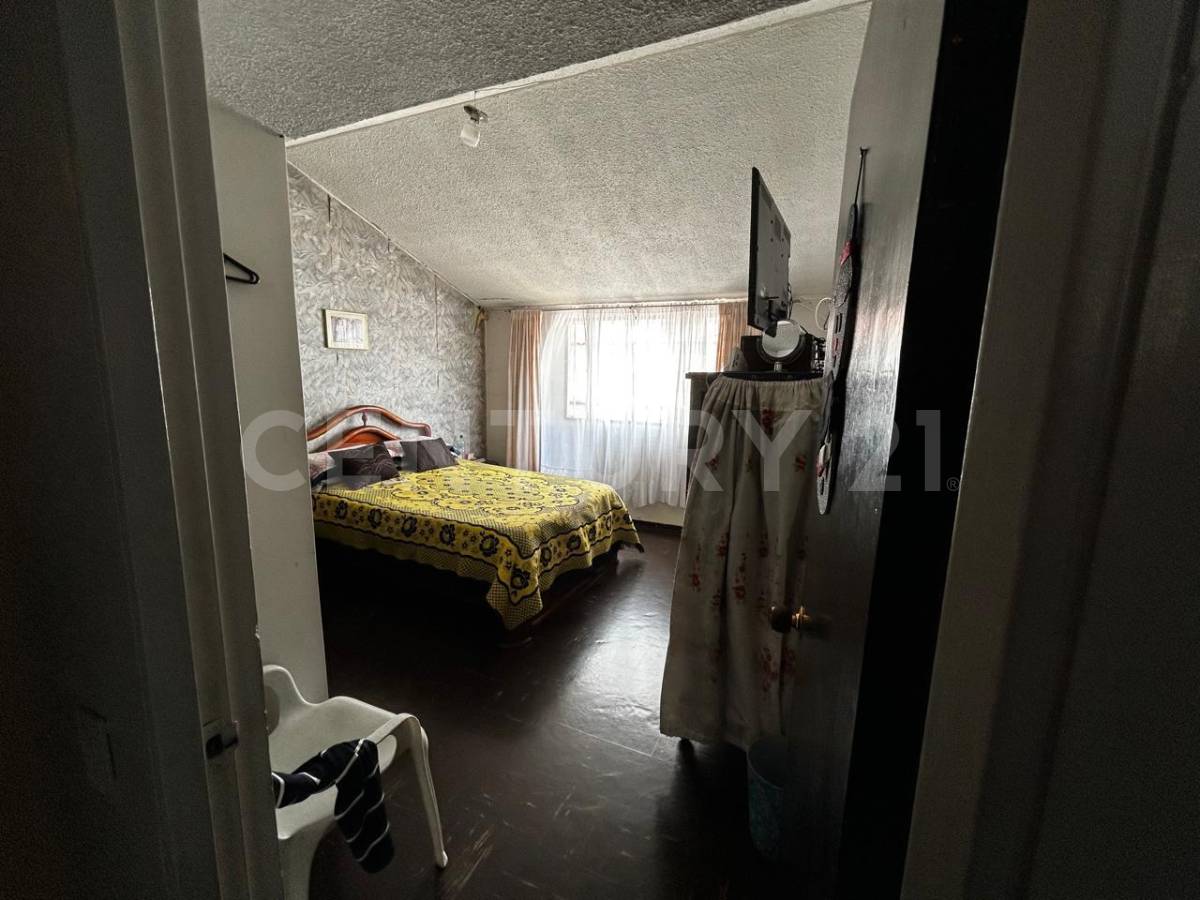 Casa en venta en Marsella, Bogotá · foto 8 de 13