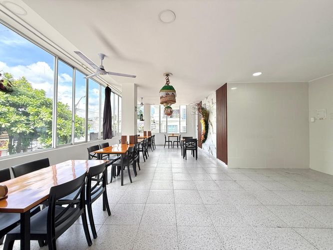 Local en arriendo en El Poblado Ii Etapa, Pereira, 13 m² · foto 7 de 10