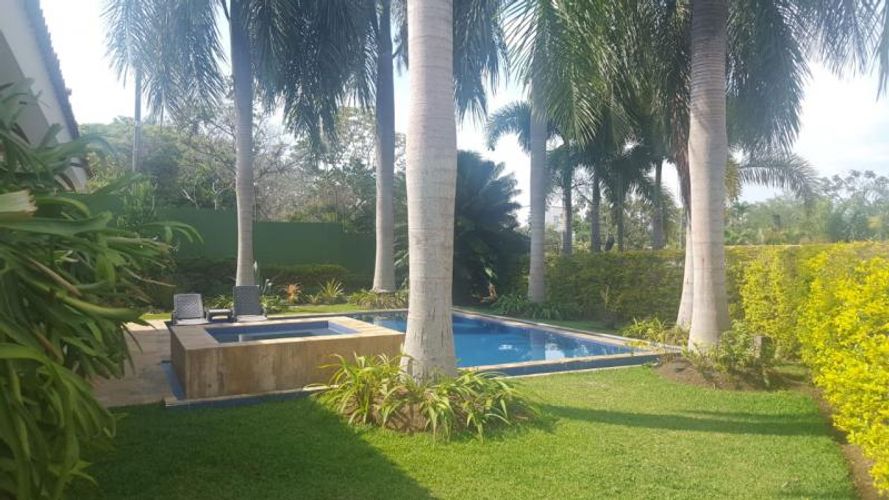 Casa de 4 alcobas en venta en Ciudad Jardin, Cali, 350 m² · foto 3 de 24
