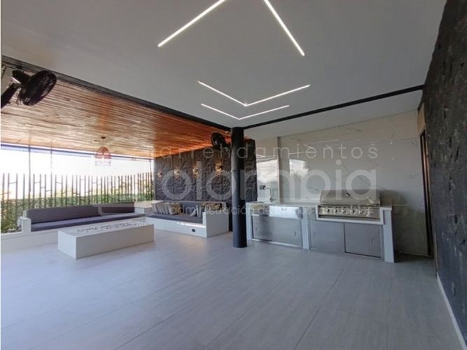 Casa de 4 alcobas en venta en Viviendas Del Sur, Envigado, 380 m² · foto 13 de 24