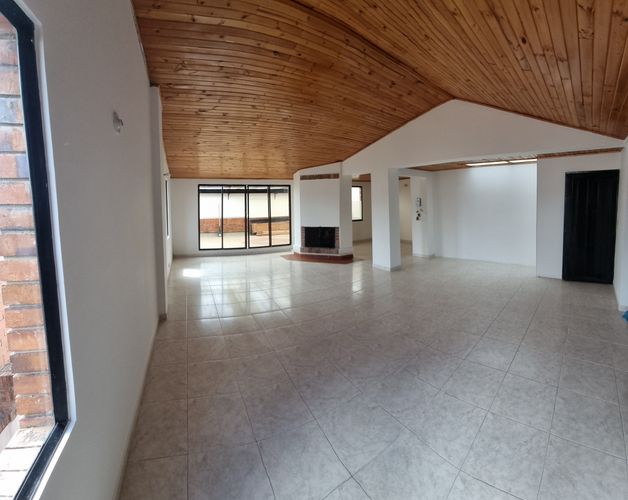 Bodega en venta en La Estrella, Chía, 1790 m² · foto 17 de 20
