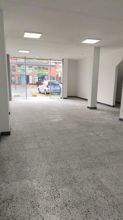 Bodega en venta en La Estrella, Chía, 1790 m² · foto 10 de 20
