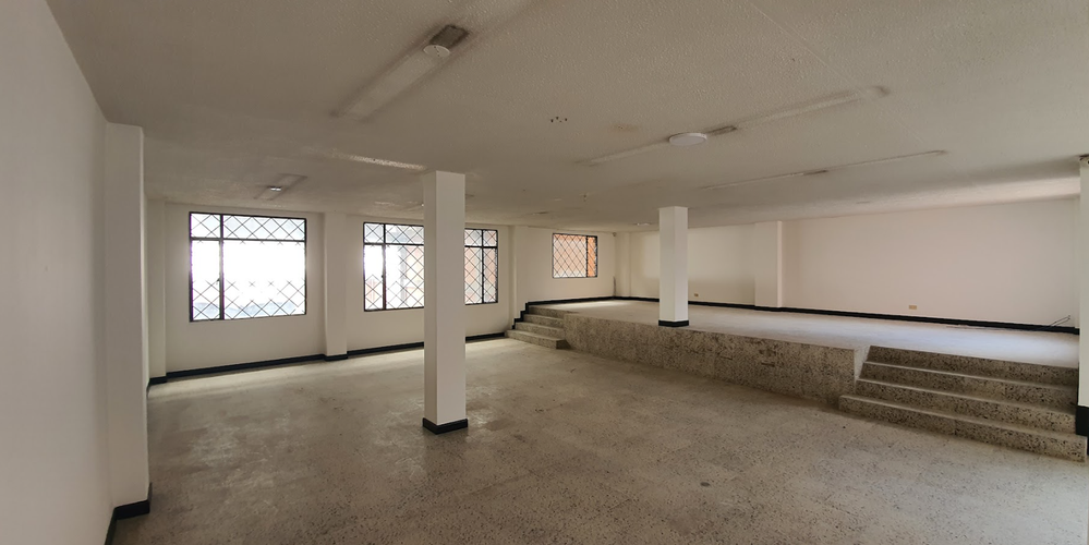 Bodega en venta en La Estrella, Chía, 1790 m² · foto 3 de 20