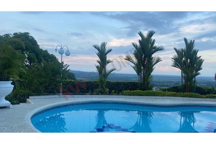Casa de 6 alcobas en venta en Porerito, Jamundí, 620 m² · foto 4 de 24