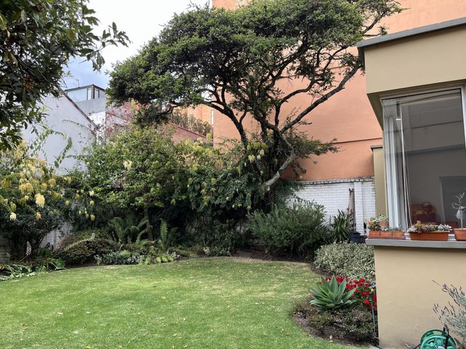 Casa de 4 alcobas en venta en Santa Ana Oriental, Bogotá, 430 m² · foto 3 de 23