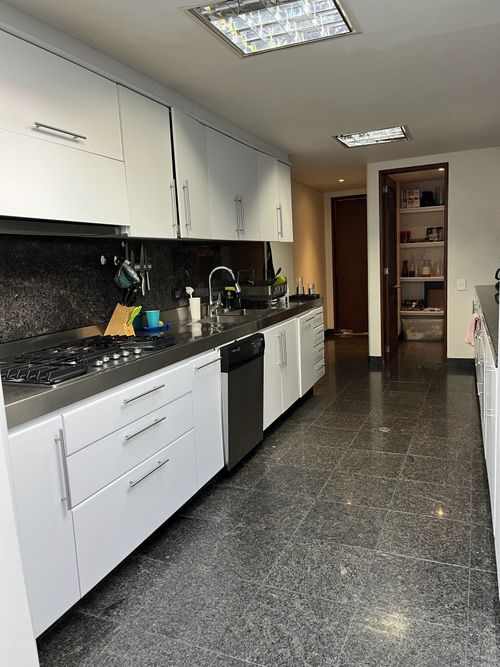 Casa de 4 alcobas en venta en Santa Ana Oriental, Bogotá, 430 m² · foto 11 de 23