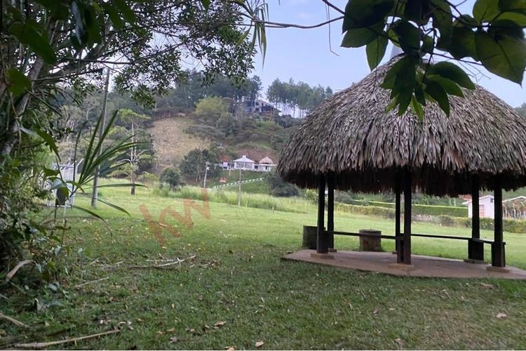 Lote en venta en Porerito, Jamundí, 3360 m² · foto 4 de 11