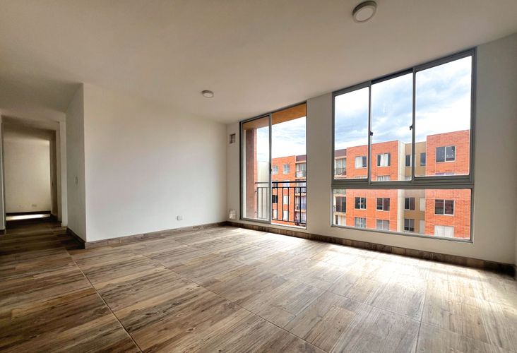 Apartamento de 3 alcobas en venta en Zona Centro, Madrid, 58 m² · foto 3 de 8