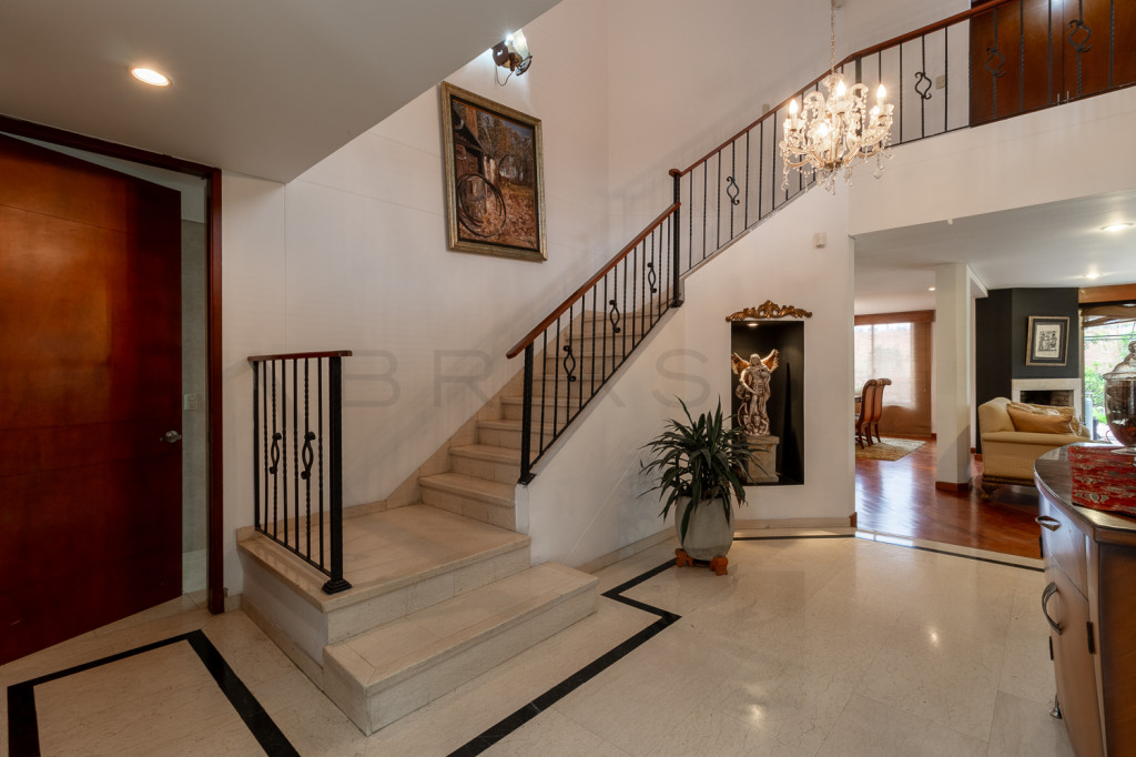 Casa en venta en San Jose De Bavaria, Bogotá · foto 6 de 24