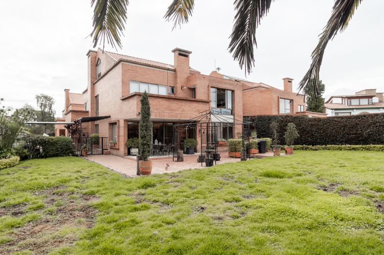 Casa en venta en San Jose De Bavaria, Bogotá · foto 10 de 24