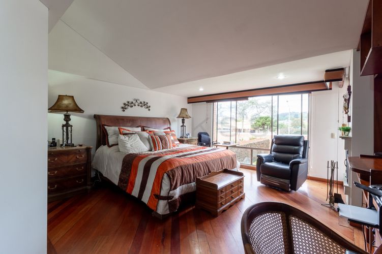 Casa en venta en San Jose De Bavaria, Bogotá · foto 13 de 24