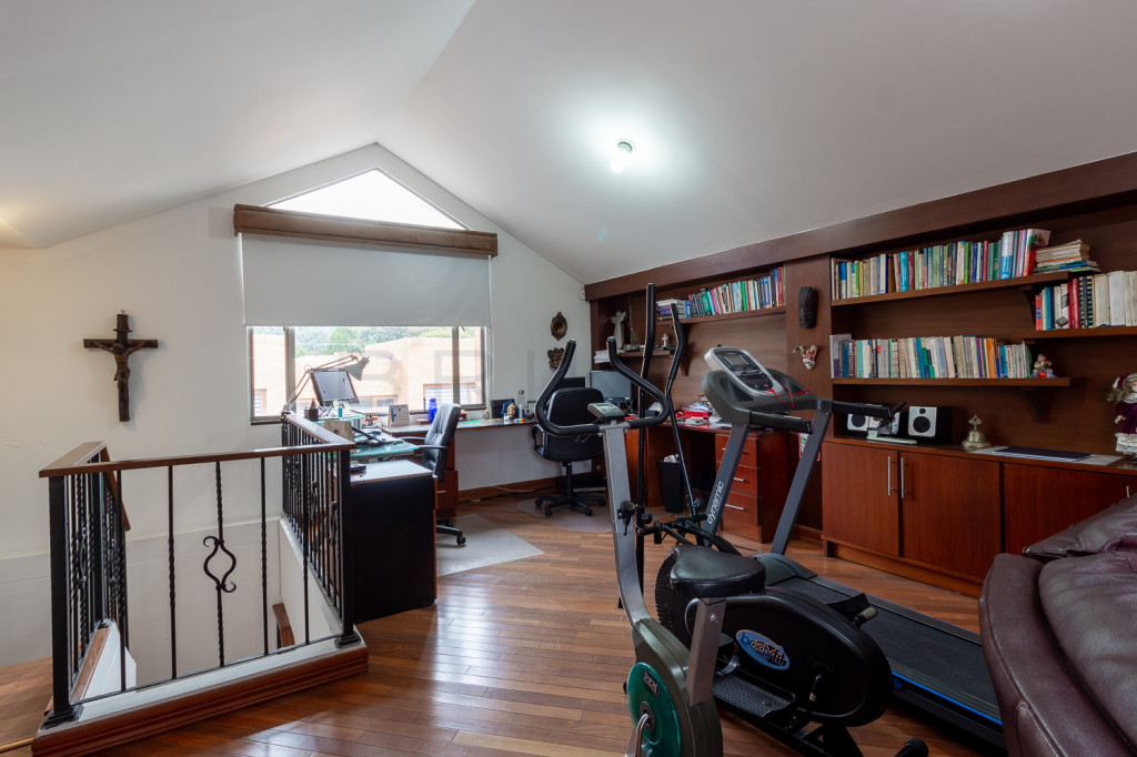 Casa en venta en San Jose De Bavaria, Bogotá · foto 20 de 24