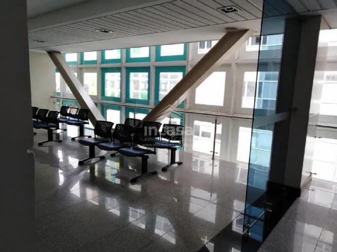 Consultorio en venta en Tequendama, Cali, 19 m² · foto 3 de 8