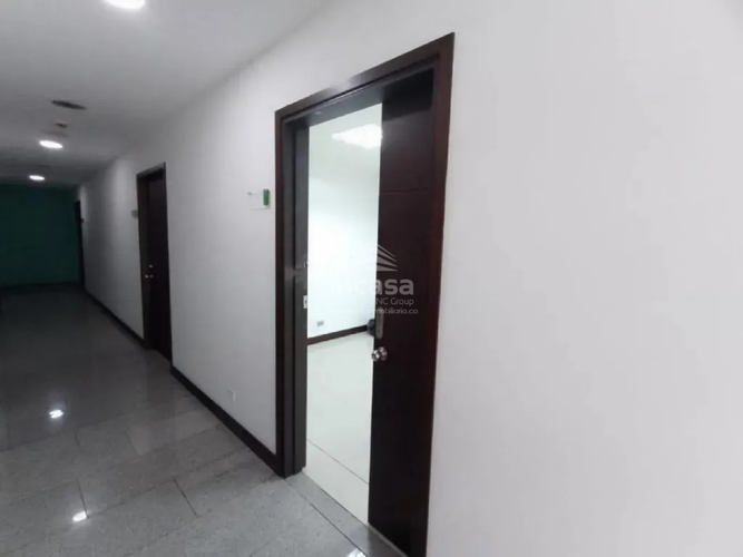 Consultorio en venta en Tequendama, Cali, 19 m² · foto 4 de 8