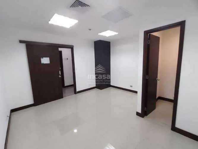 Consultorio en venta en Tequendama, Cali, 19 m² · foto 5 de 8