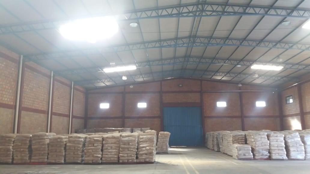 ALQUILO COMPLEJO DE 3.370 M2 DE DEPOSITOS EN LUQUE‼️ C-1010 — foto 2