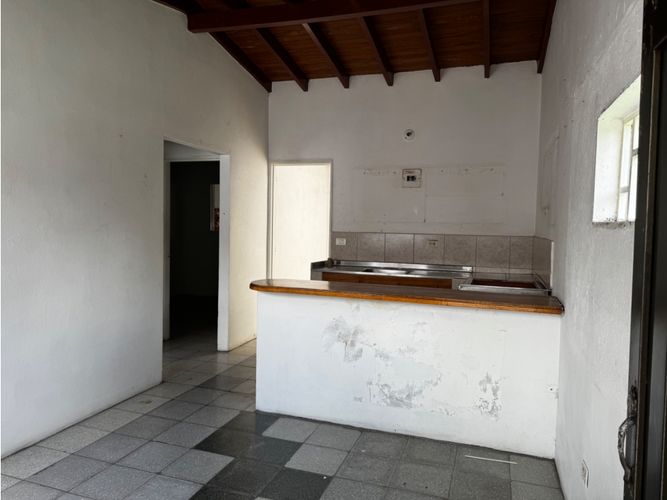 Local en venta en Villa Flora, Medellín, 1083 m² · foto 9 de 24
