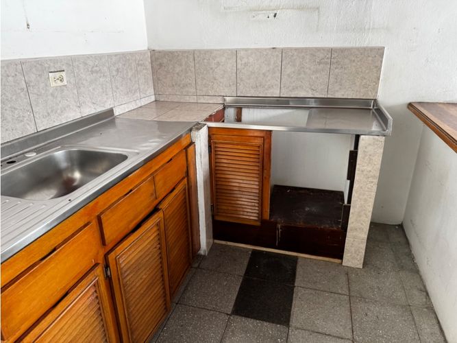 Local en venta en Villa Flora, Medellín, 1083 m² · foto 10 de 24