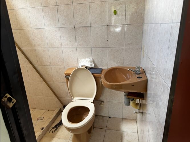 Local en venta en Villa Flora, Medellín, 1083 m² · foto 16 de 24