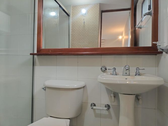 Apartamento de 2 alcobas en arriendo en El Poblado, Medellín, 73 m² · foto 13 de 14