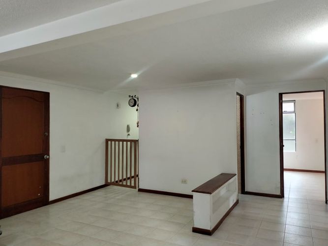 Apartamento de 2 alcobas en arriendo en El Poblado, Medellín, 73 m² · foto 2 de 14