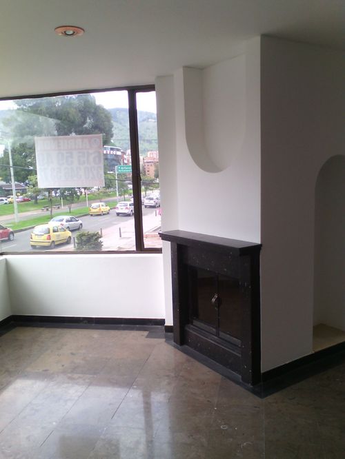 Apartamento de 3 alcobas en venta en Santa Barbara, Bogotá, 132 m² · foto 5 de 24