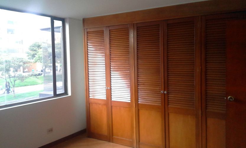 Apartamento de 3 alcobas en venta en Santa Barbara, Bogotá, 132 m² · foto 10 de 24