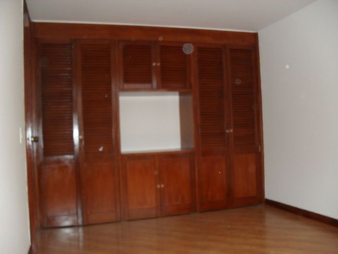 Apartamento de 3 alcobas en venta en Santa Barbara, Bogotá, 132 m² · foto 13 de 24