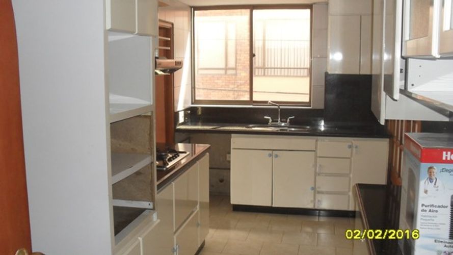 Apartamento de 3 alcobas en venta en Santa Barbara, Bogotá, 132 m² · foto 21 de 24