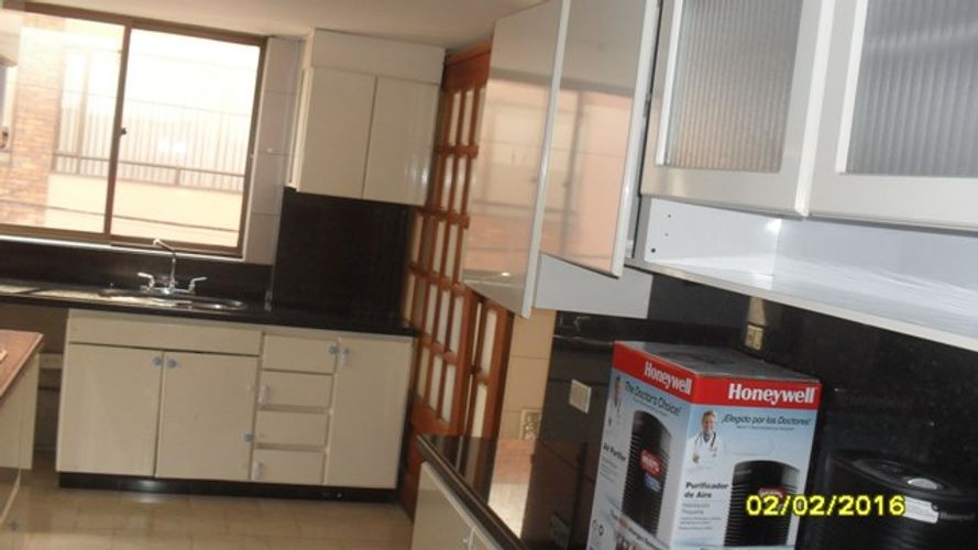 Apartamento de 3 alcobas en venta en Santa Barbara, Bogotá, 132 m² · foto 23 de 24
