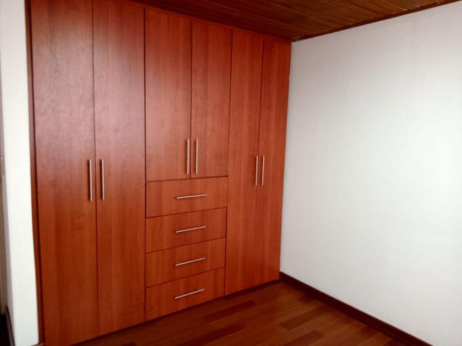 Apartamento de 2 alcobas en venta en Santa Barbara Central, Bogotá, 87 m² · foto 8 de 21