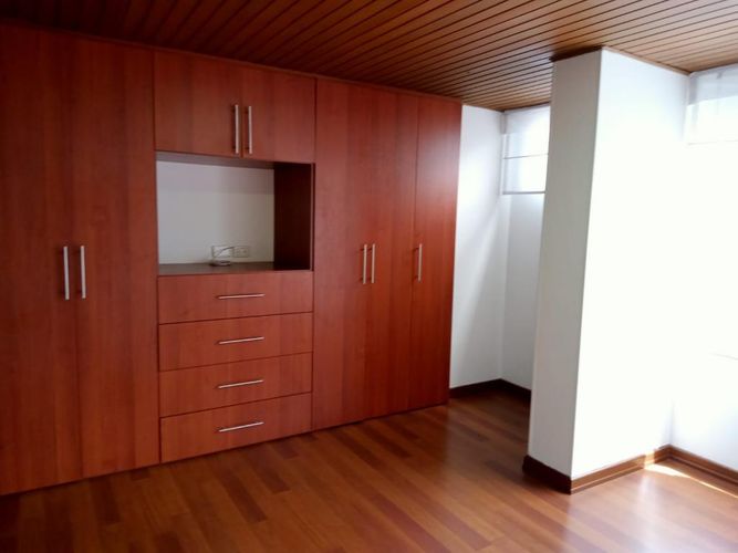 Apartamento de 2 alcobas en venta en Santa Barbara Central, Bogotá, 87 m² · foto 10 de 21