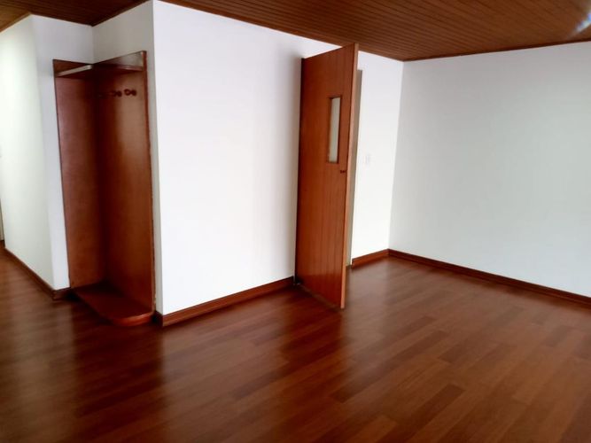 Apartamento de 2 alcobas en venta en Santa Barbara Central, Bogotá, 87 m² · foto 12 de 21