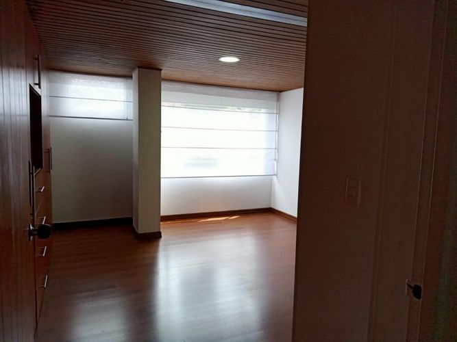 Apartamento de 2 alcobas en venta en Santa Barbara Central, Bogotá, 87 m² · foto 15 de 21