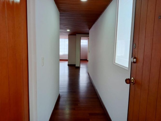 Apartamento de 2 alcobas en venta en Santa Barbara Central, Bogotá, 87 m² · foto 17 de 21