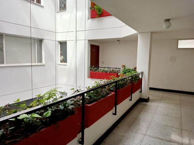 Apartamento de 2 alcobas en venta en Santa Barbara Central, Bogotá, 87 m² · foto 19 de 21