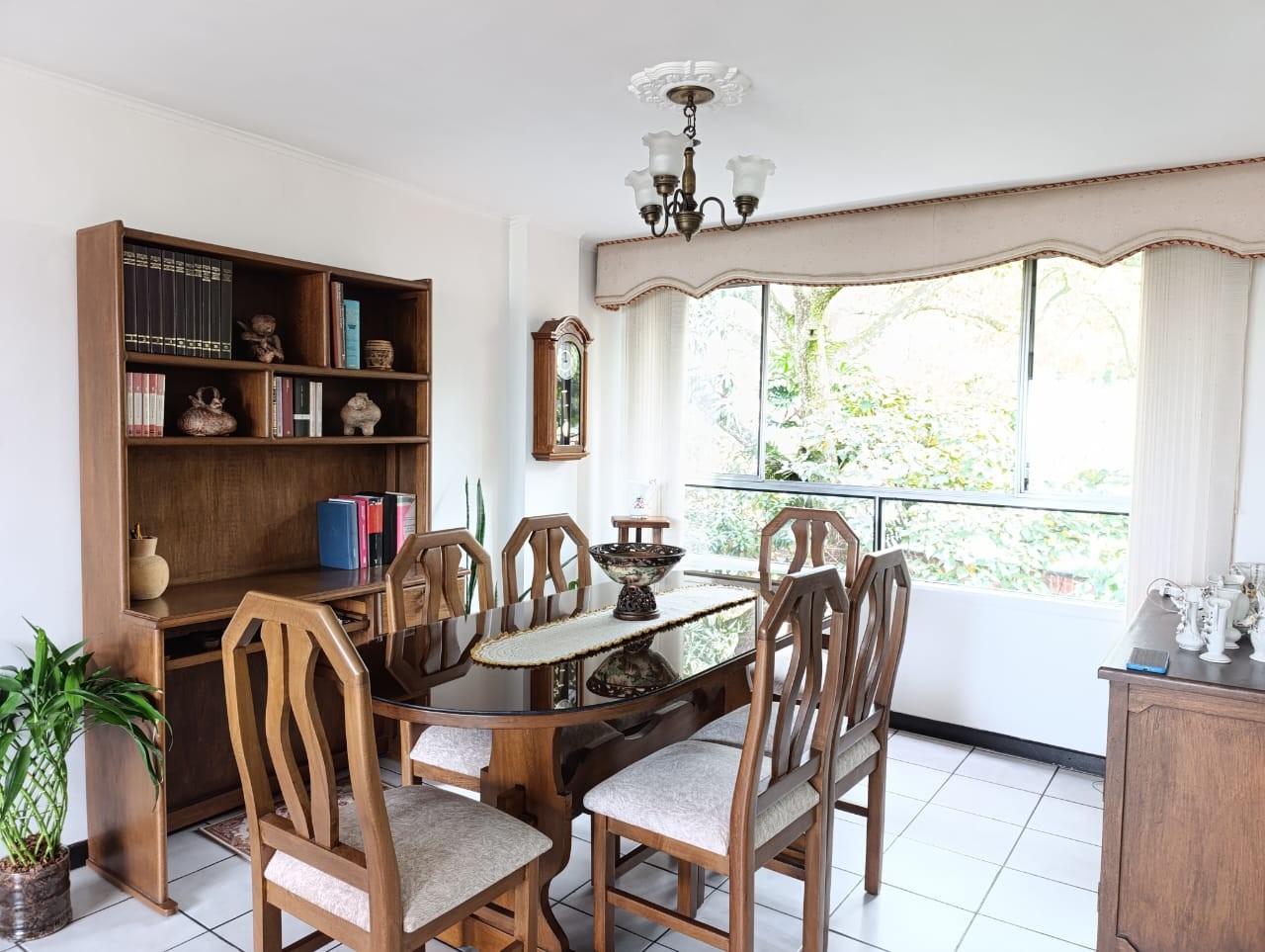 Apartamento en venta en El Poblado, Medellín · foto 3 de 18