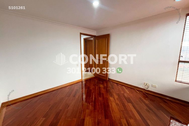 Apartamento de 3 alcobas en arriendo en Los Balsos, Medellín, 226 m² · foto 9 de 23