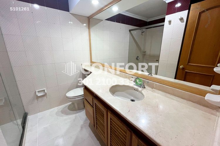 Apartamento de 3 alcobas en arriendo en Los Balsos, Medellín, 226 m² · foto 12 de 23
