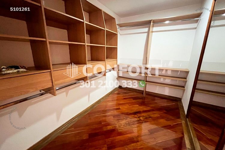 Apartamento de 3 alcobas en arriendo en Los Balsos, Medellín, 226 m² · foto 17 de 23