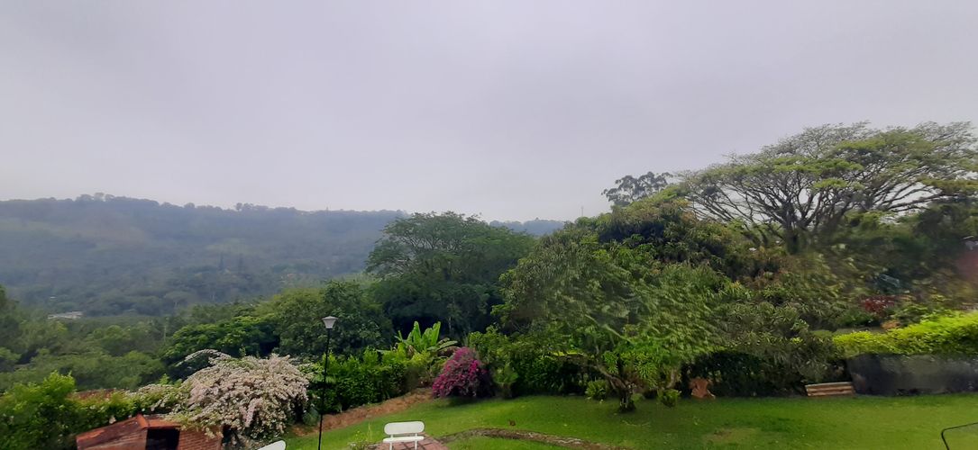 Casa de 4 alcobas en venta en Chorro De La Plata, Cali, 250 m² · foto 2 de 24