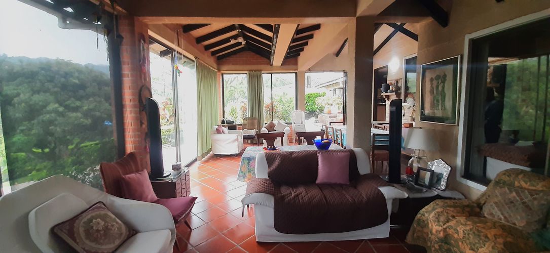 Casa de 4 alcobas en venta en Chorro De La Plata, Cali, 250 m² · foto 13 de 24