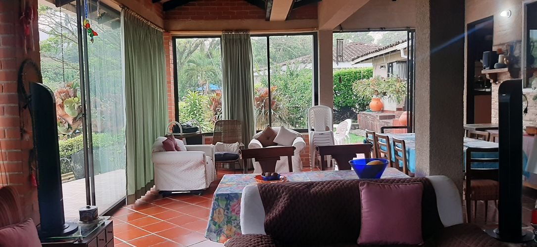 Casa de 4 alcobas en venta en Chorro De La Plata, Cali, 250 m² · foto 14 de 24