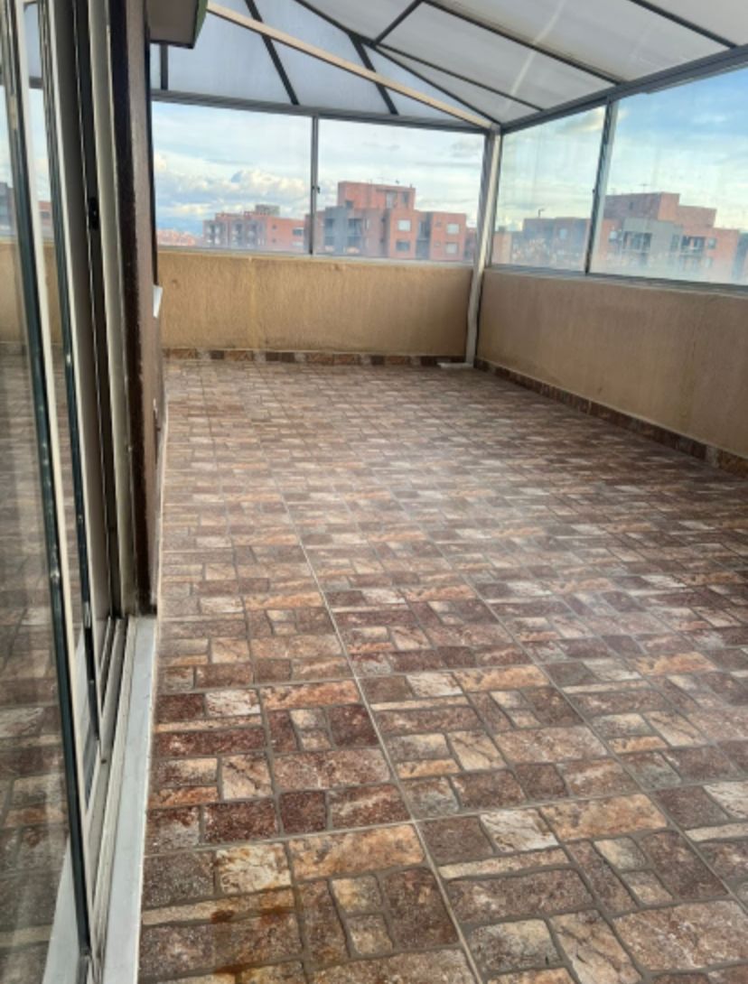 Apartamento en venta en Cantalejo, Bogotá · foto 8 de 15