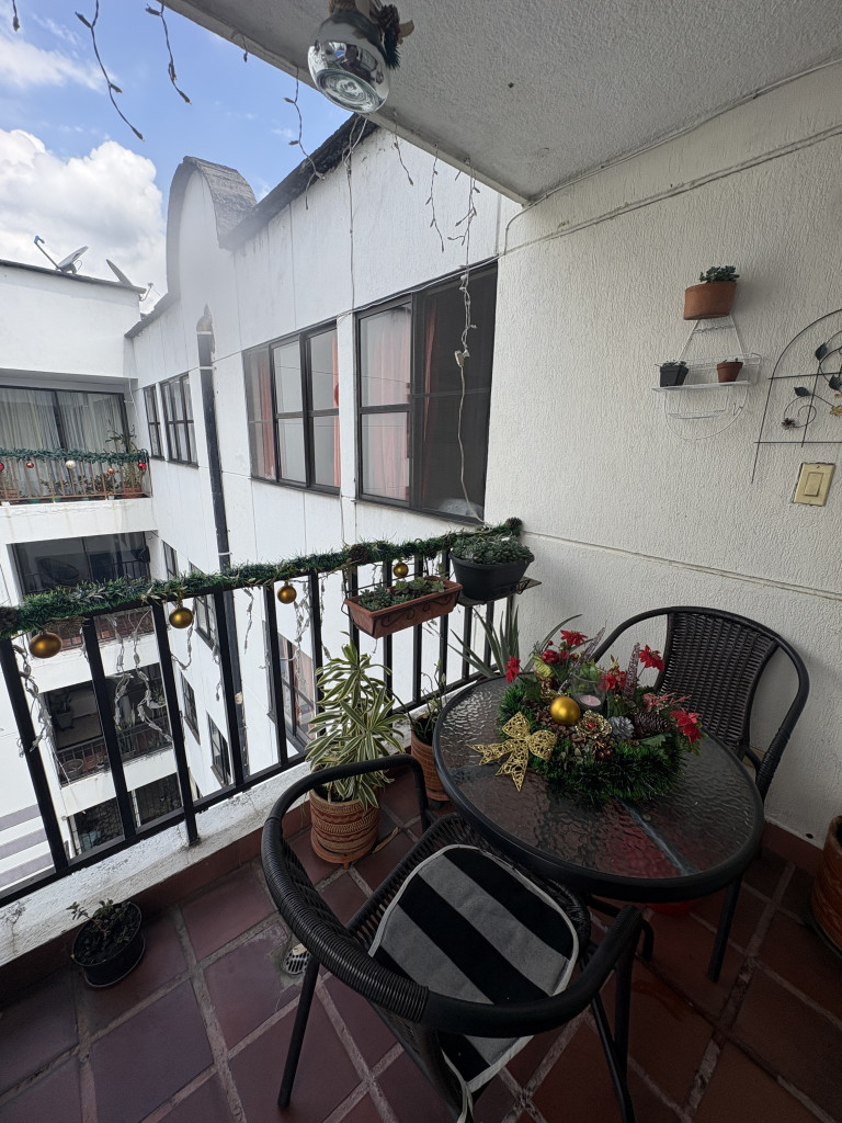 Apartamento en venta en El Refugio, Cali · foto 2 de 24
