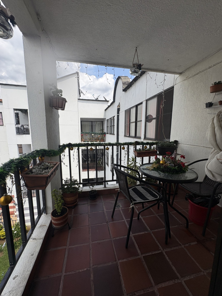Apartamento en venta en El Refugio, Cali · foto 3 de 24