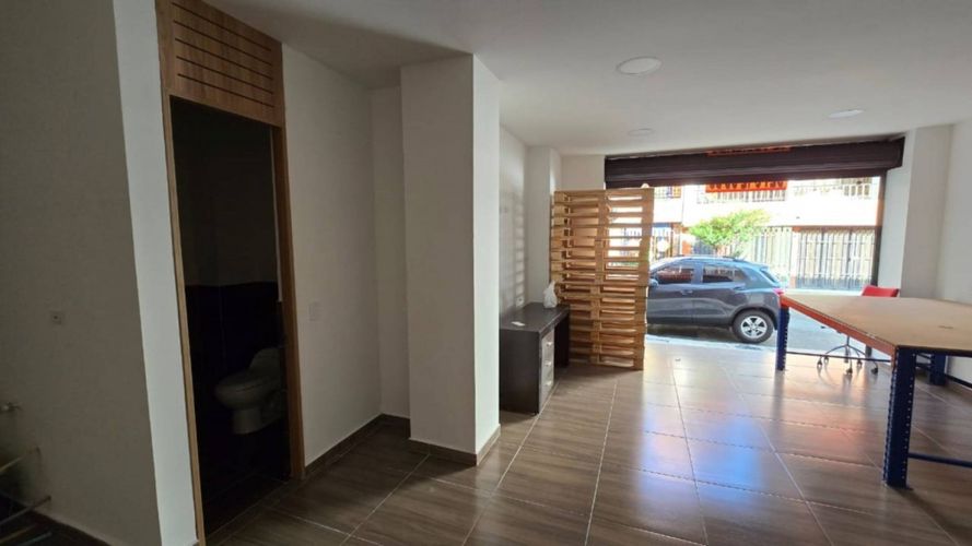Local en arriendo en Prados De Sabaneta, Sabaneta, 64 m² · foto 3 de 8