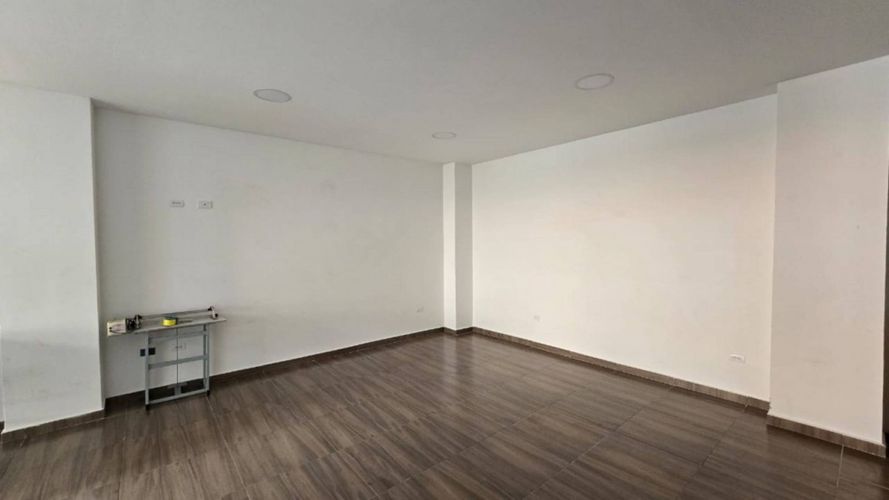 Local en arriendo en Prados De Sabaneta, Sabaneta, 64 m² · foto 7 de 8