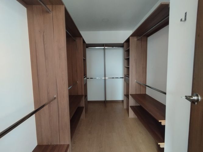 Apartamento de 3 alcobas en arriendo en Loma Del Escobero, Envigado, 110 m² · foto 4 de 17